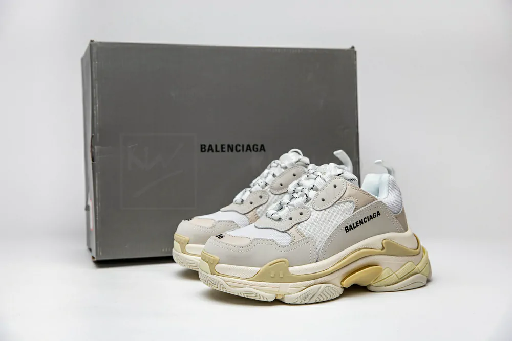 Ba*len*cia*ga triple s all white "godkiller" 512177w09e19000