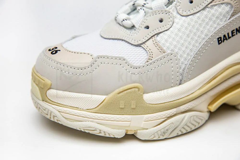 Ba*len*cia*ga triple s all white "godkiller" 512177w09e19000