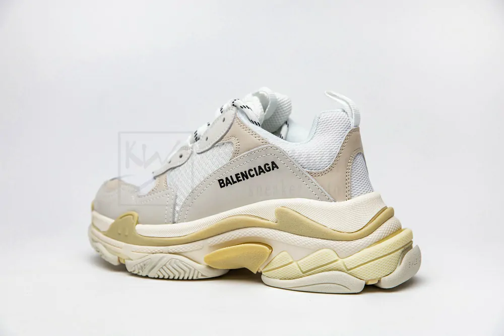 Ba*len*cia*ga triple s all white "godkiller" 512177w09e19000